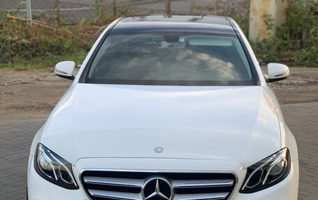 Mercedes-Benz E-Класс, 2016 год, 2 390 000 рублей, 3 фотография