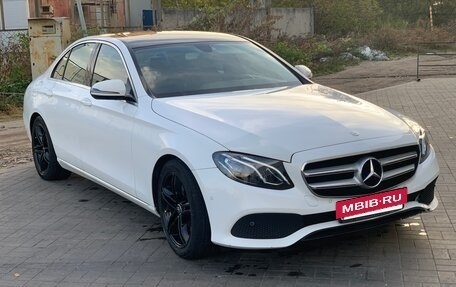 Mercedes-Benz E-Класс, 2016 год, 2 390 000 рублей, 2 фотография