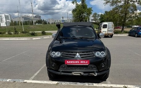 Mitsubishi L200 IV рестайлинг, 2010 год, 3 100 000 рублей, 2 фотография