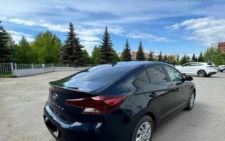 Hyundai Elantra VI рестайлинг, 2019 год, 1 650 000 рублей, 2 фотография