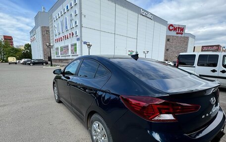 Hyundai Elantra VI рестайлинг, 2019 год, 1 650 000 рублей, 3 фотография