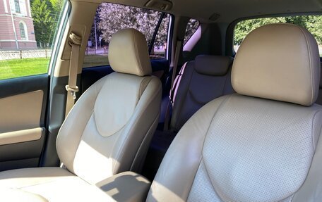 Toyota RAV4, 2010 год, 1 330 000 рублей, 8 фотография