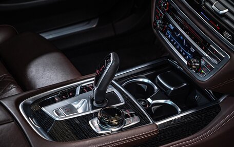 BMW 7 серия, 2017 год, 4 650 000 рублей, 15 фотография