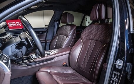 BMW 7 серия, 2017 год, 4 650 000 рублей, 16 фотография