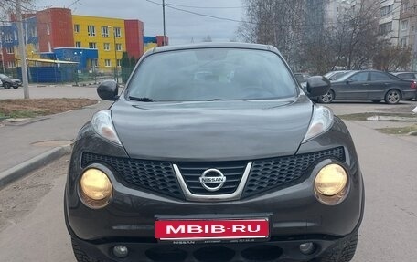 Nissan Juke II, 2013 год, 900 000 рублей, 6 фотография
