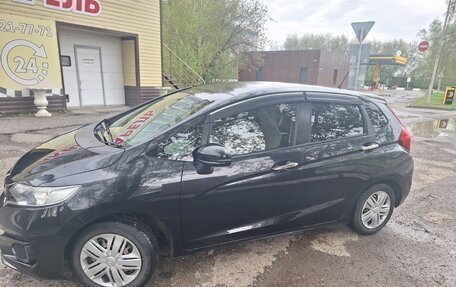 Honda Fit III, 2018 год, 1 200 000 рублей, 6 фотография