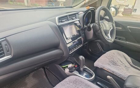Honda Fit III, 2018 год, 1 200 000 рублей, 7 фотография