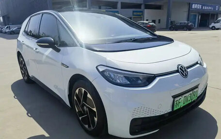 Volkswagen ID.3 I, 2023 год, 1 657 000 рублей, 3 фотография