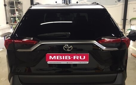 Toyota RAV4, 2021 год, 4 100 000 рублей, 4 фотография