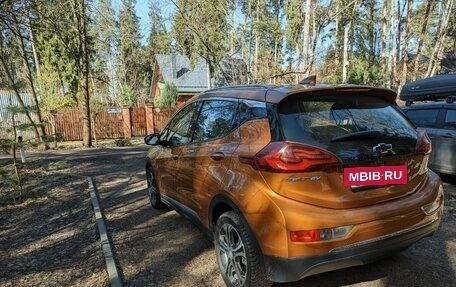 Chevrolet Bolt, 2017 год, 1 790 000 рублей, 7 фотография