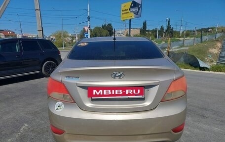 Hyundai Solaris II рестайлинг, 2012 год, 550 000 рублей, 8 фотография