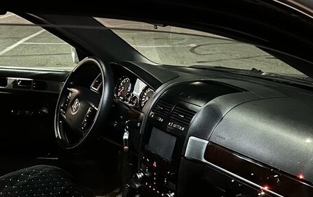 Volkswagen Touareg III, 2007 год, 1 100 000 рублей, 1 фотография