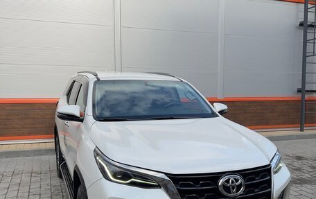 Toyota Fortuner II, 2021 год, 4 900 000 рублей, 1 фотография