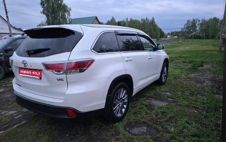 Toyota Highlander III, 2015 год, 2 950 000 рублей, 1 фотография