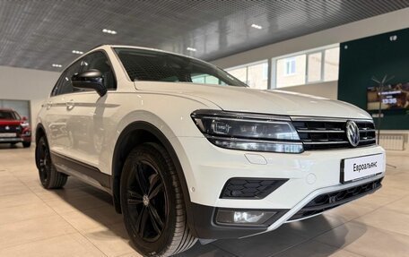 Volkswagen Tiguan II, 2019 год, 2 850 000 рублей, 1 фотография