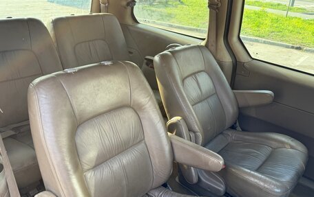 KIA Sedona II рестайлинг, 2003 год, 160 000 рублей, 15 фотография