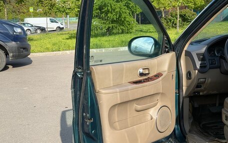 KIA Sedona II рестайлинг, 2003 год, 160 000 рублей, 22 фотография