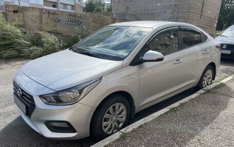 Hyundai Solaris II рестайлинг, 2019 год, 1 300 000 рублей, 5 фотография