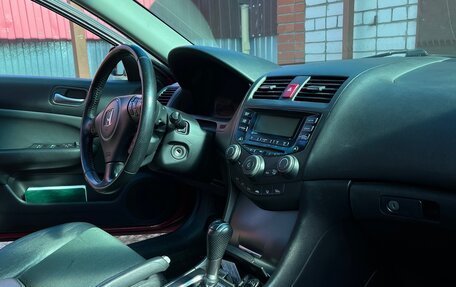 Honda Accord VII рестайлинг, 2006 год, 1 000 000 рублей, 3 фотография