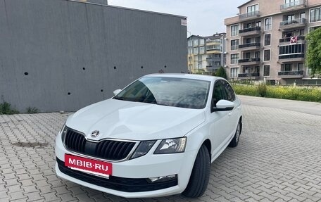 Skoda Octavia, 2018 год, 1 700 000 рублей, 10 фотография