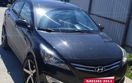 Hyundai Solaris II рестайлинг, 2015 год, 970 000 рублей, 7 фотография