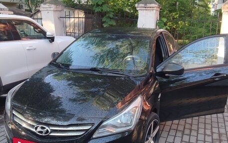 Hyundai Solaris II рестайлинг, 2015 год, 970 000 рублей, 12 фотография