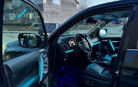 Toyota Land Cruiser Prado 150 рестайлинг 2, 2018 год, 5 500 000 рублей, 7 фотография