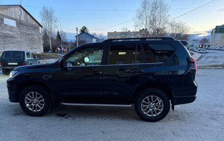 Toyota Land Cruiser Prado 150 рестайлинг 2, 2018 год, 5 500 000 рублей, 6 фотография