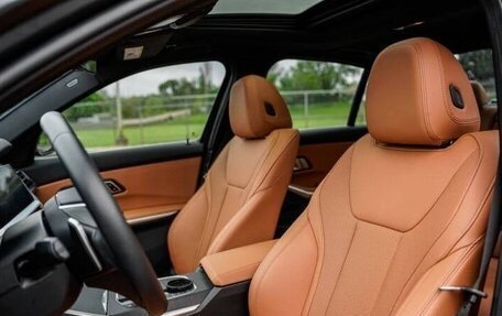 BMW 3 серия, 2022 год, 3 875 000 рублей, 10 фотография