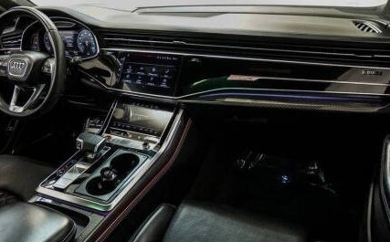 Audi SQ8, 2022 год, 10 905 000 рублей, 13 фотография