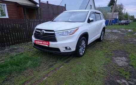 Toyota Highlander III, 2015 год, 2 950 000 рублей, 8 фотография