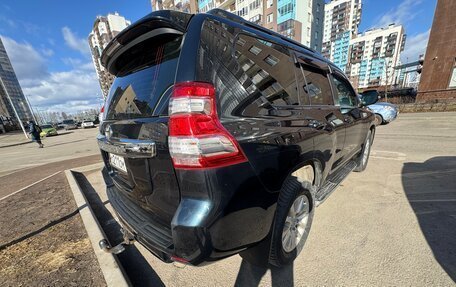 Toyota Land Cruiser Prado 150 рестайлинг 2, 2014 год, 3 298 000 рублей, 15 фотография
