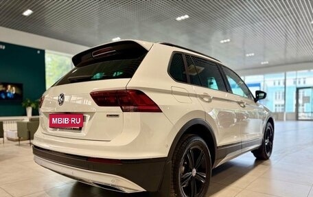 Volkswagen Tiguan II, 2019 год, 2 850 000 рублей, 3 фотография
