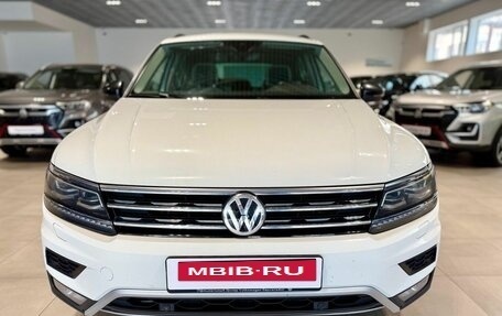 Volkswagen Tiguan II, 2019 год, 2 850 000 рублей, 8 фотография