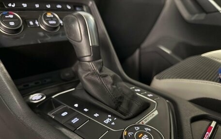 Volkswagen Tiguan II, 2019 год, 2 850 000 рублей, 14 фотография