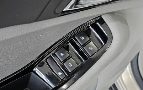 Chevrolet Orlando I, 2011 год, 1 399 000 рублей, 17 фотография