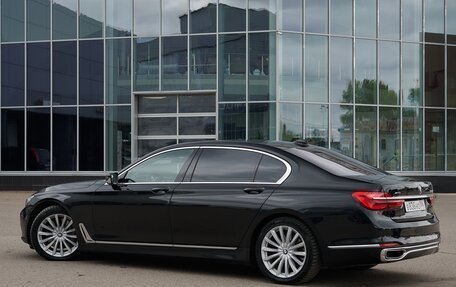 BMW 7 серия, 2015 год, 2 550 000 рублей, 7 фотография