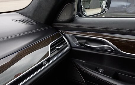 BMW 7 серия, 2015 год, 2 550 000 рублей, 19 фотография