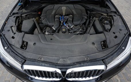 BMW 7 серия, 2015 год, 2 550 000 рублей, 11 фотография