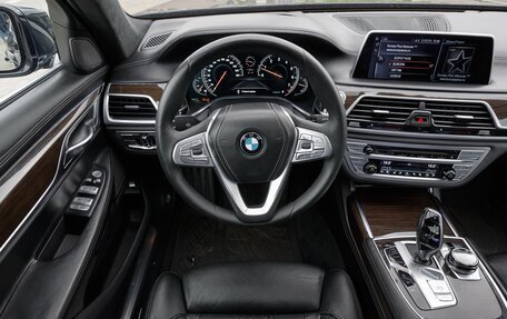 BMW 7 серия, 2015 год, 2 550 000 рублей, 16 фотография