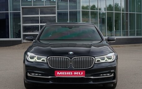 BMW 7 серия, 2015 год, 2 550 000 рублей, 2 фотография