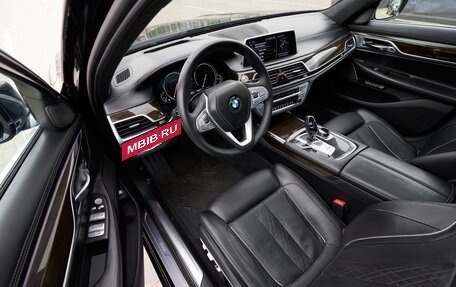 BMW 7 серия, 2015 год, 2 550 000 рублей, 13 фотография