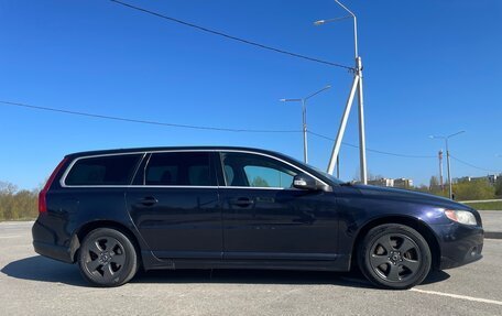Volvo V70 III рестайлинг, 2008 год, 1 300 000 рублей, 2 фотография