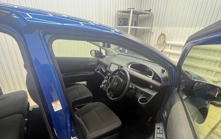 Toyota Sienta II, 2019 год, 1 550 000 рублей, 8 фотография