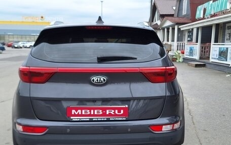 KIA Sportage IV рестайлинг, 2017 год, 1 650 000 рублей, 3 фотография