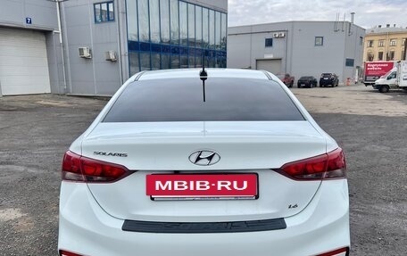 Hyundai Solaris II рестайлинг, 2018 год, 749 000 рублей, 3 фотография