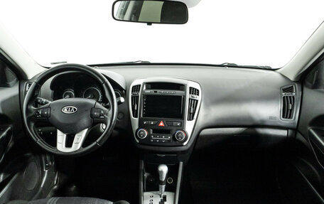KIA cee'd I рестайлинг, 2012 год, 697 989 рублей, 13 фотография