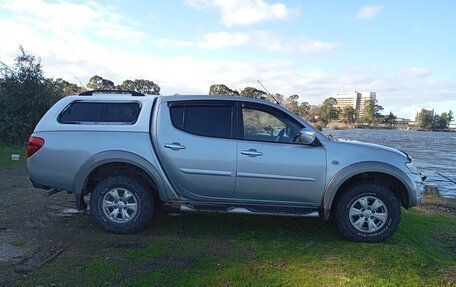 Mitsubishi L200 IV рестайлинг, 2013 год, 1 600 000 рублей, 4 фотография