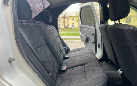 Renault Logan I, 2015 год, 935 000 рублей, 33 фотография