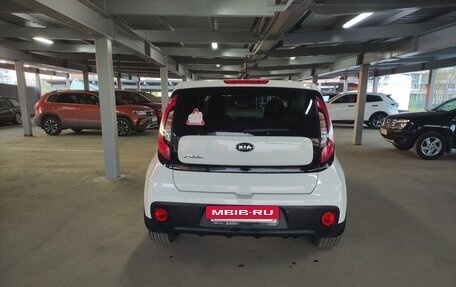KIA Soul II рестайлинг, 2017 год, 1 500 000 рублей, 3 фотография